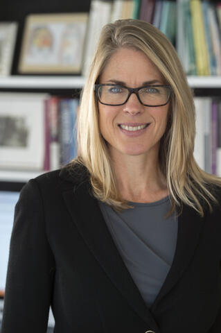 Photo of Dr. Donohue