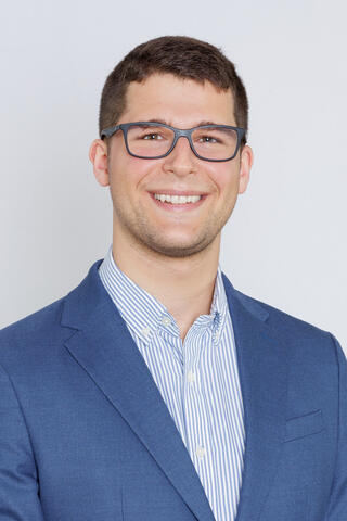 Photo of Noah Feder